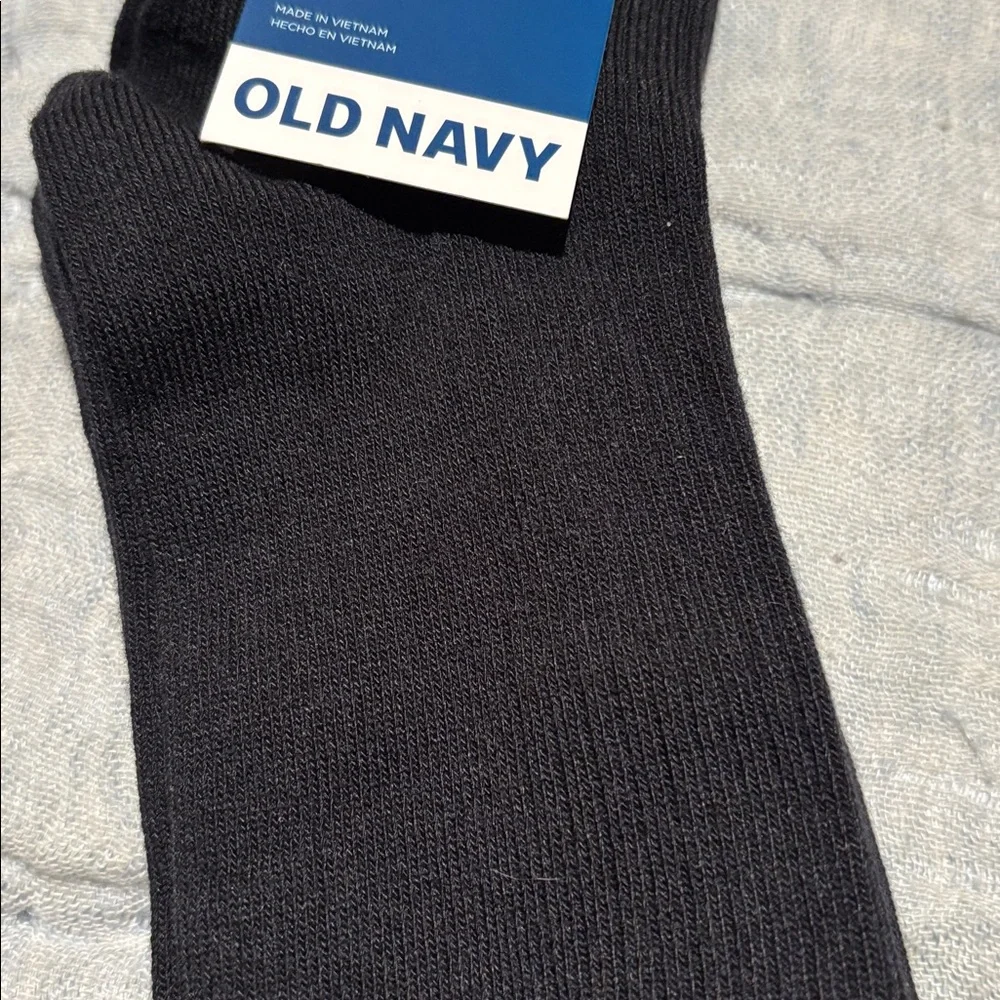 NWT Old Navy Quarter Crew Socks.